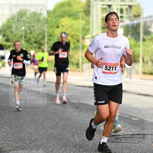 06.09.2026 - CURREX Alsterlauf Dr. Thomas Lammeyer http://msf.ph/oto/10129957 06.09.2026 09:51:57 Laufen 3343, 5211 meine-sportfotos.de