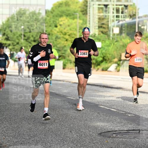 06.09.2026 - CURREX Alsterlauf Dr. Thomas Lammeyer http://msf.ph/oto/10129965 06.09.2026 09:51:58 Laufen 6011, 3363, 2494, 52 meine-sportfotos.de