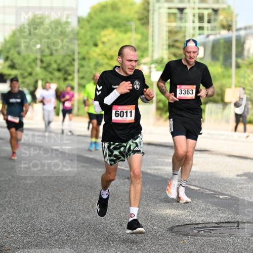 06.09.2026 - CURREX Alsterlauf Dr. Thomas Lammeyer http://msf.ph/oto/10129972 06.09.2026 09:51:59 Laufen 6011, 3363, 2494 meine-sportfotos.de