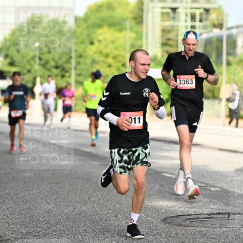 06.09.2026 - CURREX Alsterlauf Dr. Thomas Lammeyer http://msf.ph/oto/10129973 06.09.2026 09:51:59 Laufen 3363, 311, 2494 meine-sportfotos.de