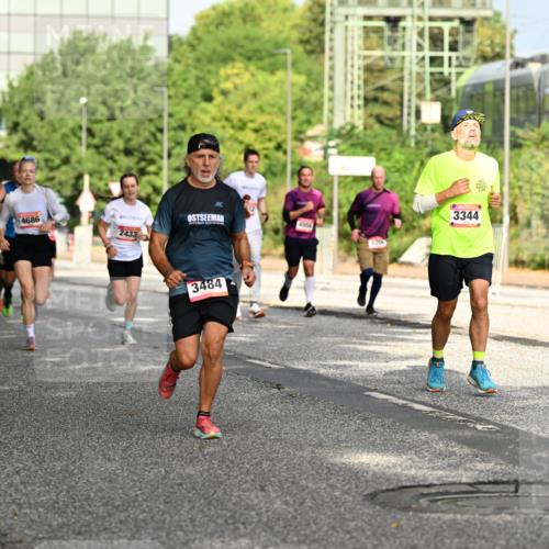06.09.2026 - CURREX Alsterlauf Dr. Thomas Lammeyer http://msf.ph/oto/10130002 06.09.2026 09:52:02 Laufen 4954, 4686, 2433, 3484, 3344 meine-sportfotos.de