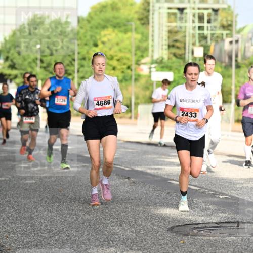 06.09.2026 - CURREX Alsterlauf Dr. Thomas Lammeyer http://msf.ph/oto/10130021 06.09.2026 09:52:05 Laufen 3126, 4686, 2433, 4956 meine-sportfotos.de
