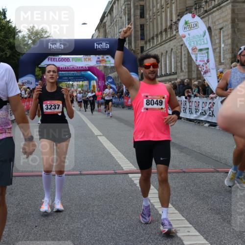 06.09.2026 - CURREX Alsterlauf Strokosch-Dieckow http://msf.ph/oto/10130026 06.09.2026 09:51:12 Ziel 2344, 2358, 3237, 4681, 4696, 4895, 5365, 5551, 5609, 5642, 5977, 6190, 6204, 6327, 8049, 8195 meine-sportfotos.de