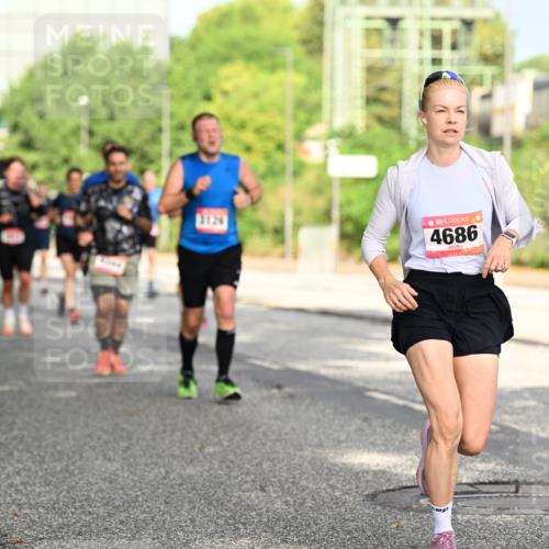06.09.2026 - CURREX Alsterlauf Dr. Thomas Lammeyer http://msf.ph/oto/10130032 06.09.2026 09:52:06 Laufen 3129, 4686, 4512 meine-sportfotos.de