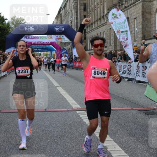 06.09.2026 - CURREX Alsterlauf Strokosch-Dieckow http://msf.ph/oto/10130057 06.09.2026 09:51:13 Ziel 2358, 3237, 4681, 4696, 4895, 5551, 5609, 5642, 5829, 5977, 6190, 6204, 6327, 6399, 8049, 8195 meine-sportfotos.de