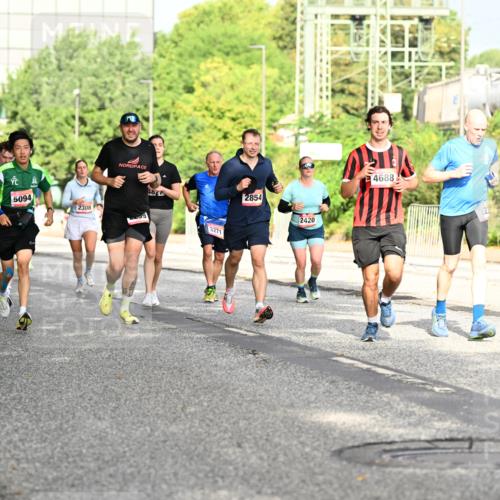 06.09.2026 - CURREX Alsterlauf Dr. Thomas Lammeyer http://msf.ph/oto/10130064 06.09.2026 09:52:12 Laufen 249, 808, 5094, 2308, 4847, 3271, 2854, 2420, 4688 meine-sportfotos.de
