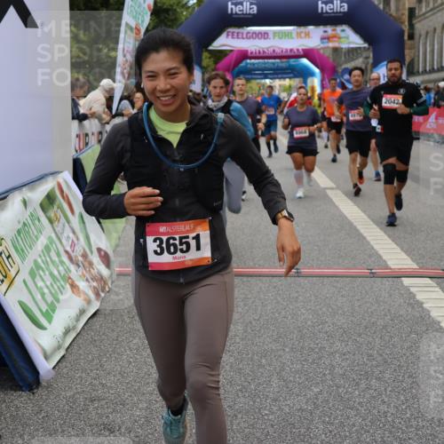 06.09.2026 - CURREX Alsterlauf Strokosch-Dieckow http://msf.ph/oto/10130066 06.09.2026 10:03:57 Ziel 2042, 2657, 2989, 3094, 3378, 3384, 3405, 3651, 3745, 3752, 3766, 4004, 4132, 4672, 4968, 4972, 4979, 5284, 5468, 6247, 8044, 8079 meine-sportfotos.de