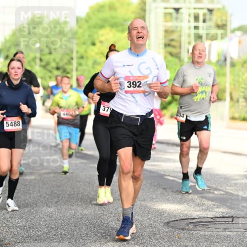 06.09.2026 - CURREX Alsterlauf Dr. Thomas Lammeyer http://msf.ph/oto/10130194 06.09.2026 09:52:25 Laufen 5488, 379, 392, 04, 5206 meine-sportfotos.de