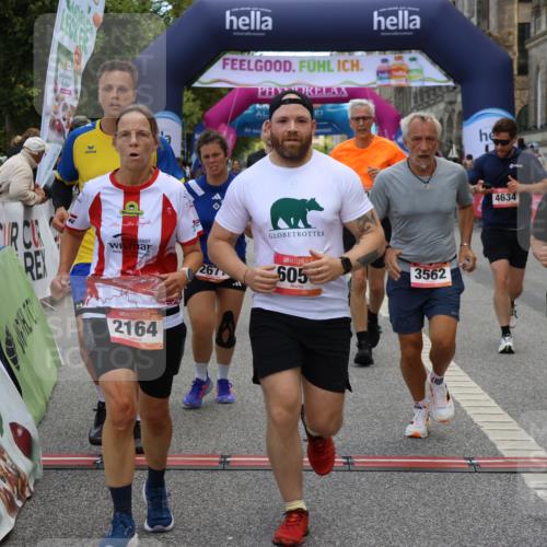 06.09.2026 - CURREX Alsterlauf Strokosch-Dieckow http://msf.ph/oto/10130235 06.09.2026 10:04:07 Ziel 2091, 2164, 2657, 2677, 3100, 3239, 3378, 3384, 3562, 3697, 3745, 3747, 3752, 4004, 4495, 4634, 4672, 4943, 5004, 5061, 5157, 5401, 5709, 6056, 8044, 8225 meine-sportfotos.de