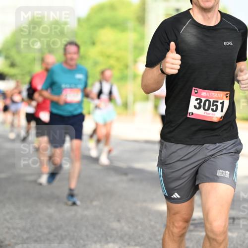 06.09.2026 - CURREX Alsterlauf Dr. Thomas Lammeyer http://msf.ph/oto/10130237 06.09.2026 09:52:29 Laufen 3051 meine-sportfotos.de