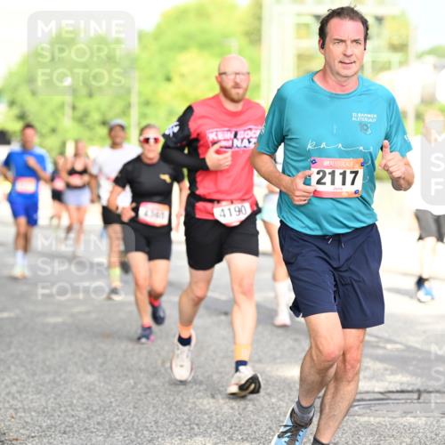 06.09.2026 - CURREX Alsterlauf Dr. Thomas Lammeyer http://msf.ph/oto/10130249 06.09.2026 09:52:31 Laufen 11, 32, 43613, 4190, 2117 meine-sportfotos.de