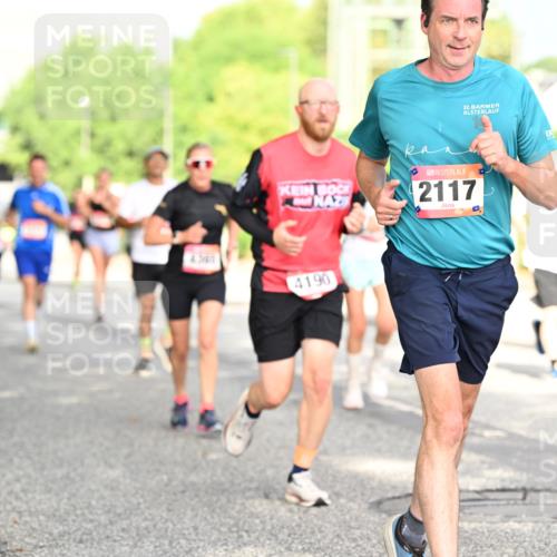 06.09.2026 - CURREX Alsterlauf Dr. Thomas Lammeyer http://msf.ph/oto/10130252 06.09.2026 09:52:31 Laufen 11, 4190, 32, 2117 meine-sportfotos.de