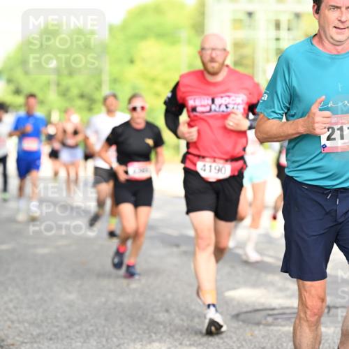 06.09.2026 - CURREX Alsterlauf Dr. Thomas Lammeyer http://msf.ph/oto/10130255 06.09.2026 09:52:31 Laufen 11, 4190, 32, 2117 meine-sportfotos.de