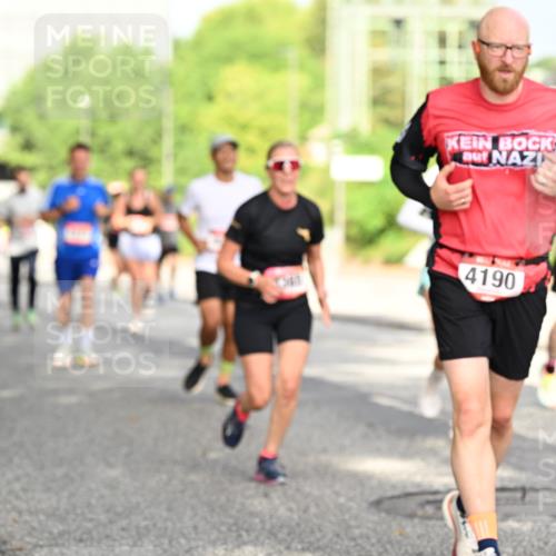 06.09.2026 - CURREX Alsterlauf Dr. Thomas Lammeyer http://msf.ph/oto/10130263 06.09.2026 09:52:32 Laufen 4190 meine-sportfotos.de