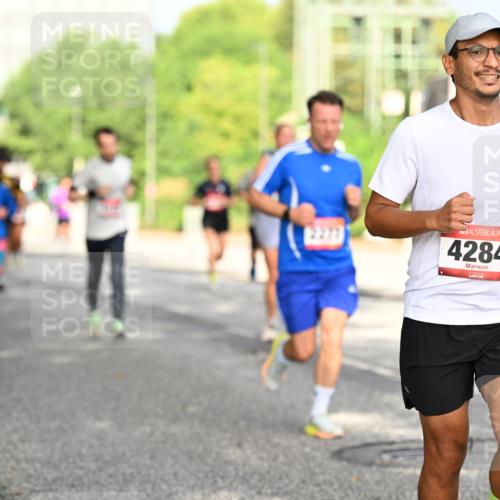 06.09.2026 - CURREX Alsterlauf Dr. Thomas Lammeyer http://msf.ph/oto/10130292 06.09.2026 09:52:35 Laufen 2277, 4284 meine-sportfotos.de