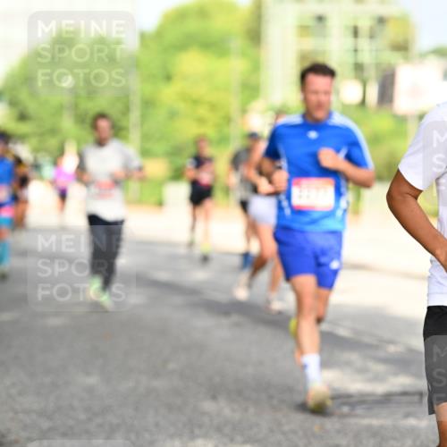 06.09.2026 - CURREX Alsterlauf Dr. Thomas Lammeyer http://msf.ph/oto/10130295 06.09.2026 09:52:35 Laufen 4284 meine-sportfotos.de