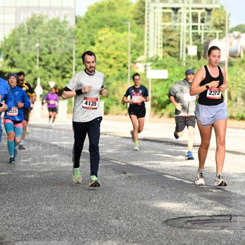 06.09.2026 - CURREX Alsterlauf Dr. Thomas Lammeyer http://msf.ph/oto/10130306 06.09.2026 09:52:36 Laufen 8211, 4135, 225, 6170, 4949, 2372, 22 meine-sportfotos.de