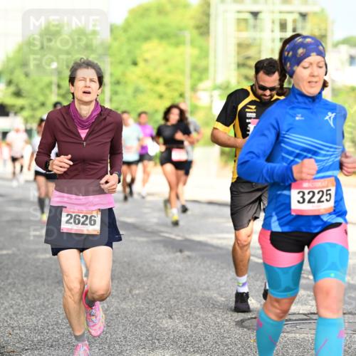 06.09.2026 - CURREX Alsterlauf Dr. Thomas Lammeyer http://msf.ph/oto/10130356 06.09.2026 09:52:41 Laufen 3225, 2626 meine-sportfotos.de