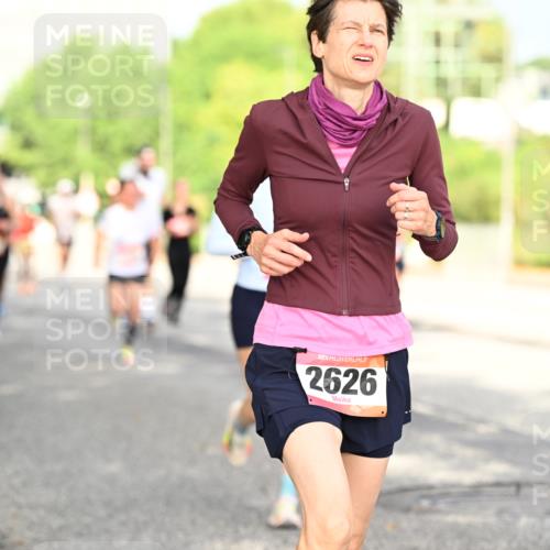 06.09.2026 - CURREX Alsterlauf Dr. Thomas Lammeyer http://msf.ph/oto/10130368 06.09.2026 09:52:42 Laufen 2626 meine-sportfotos.de