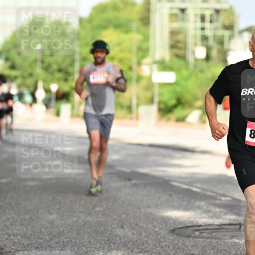 06.09.2026 - CURREX Alsterlauf Dr. Thomas Lammeyer http://msf.ph/oto/10130450 06.09.2026 09:52:50 Laufen 8259 meine-sportfotos.de
