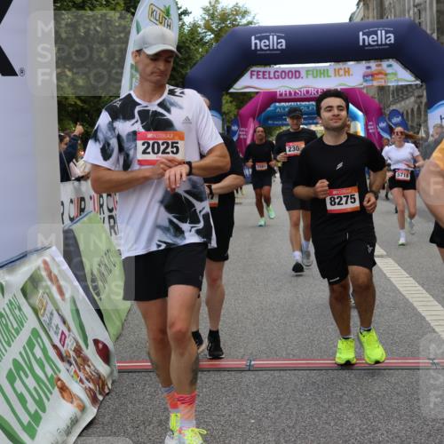 06.09.2026 - CURREX Alsterlauf Strokosch-Dieckow http://msf.ph/oto/10130456 06.09.2026 10:04:26 Ziel 2025, 2303, 2437, 2581, 3435, 3696, 3711, 3959, 3962, 4131, 4179, 4376, 4630, 4768, 4812, 5046, 5718, 5816, 6193 meine-sportfotos.de