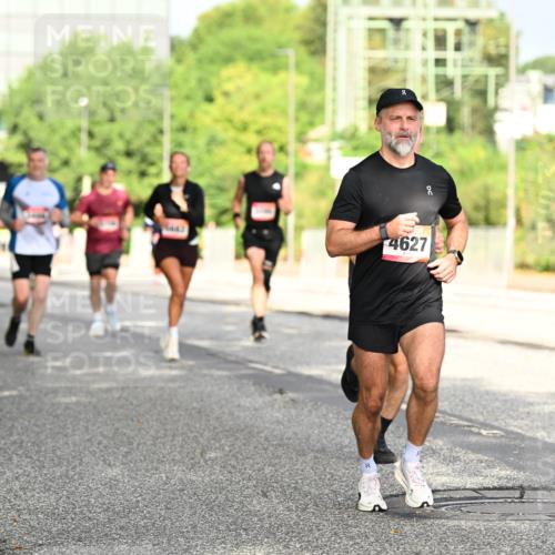 06.09.2026 - CURREX Alsterlauf Dr. Thomas Lammeyer http://msf.ph/oto/10130479 06.09.2026 09:52:56 Laufen 4627 meine-sportfotos.de
