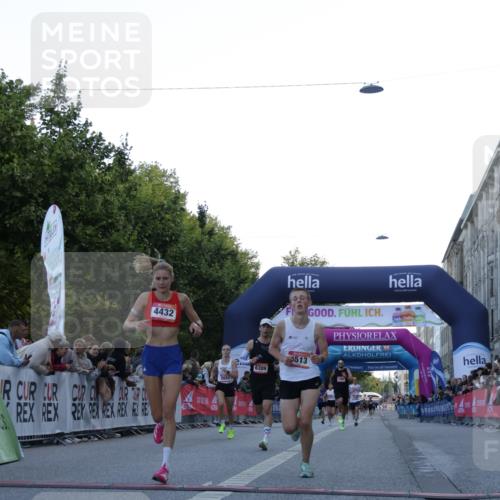 06.09.2026 - CURREX Alsterlauf Yannick Fuchs http://msf.ph/oto/10130483 06.09.2026 09:38:14 Ziel 3866, 4432, 5513, 5658, 6003, 6309, 8024 meine-sportfotos.de