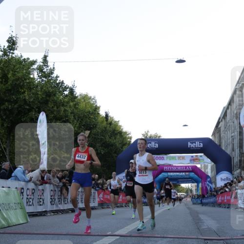 06.09.2026 - CURREX Alsterlauf Yannick Fuchs http://msf.ph/oto/10130492 06.09.2026 09:38:14 Ziel 3866, 4432, 5513, 5658, 6003, 6309, 8024 meine-sportfotos.de