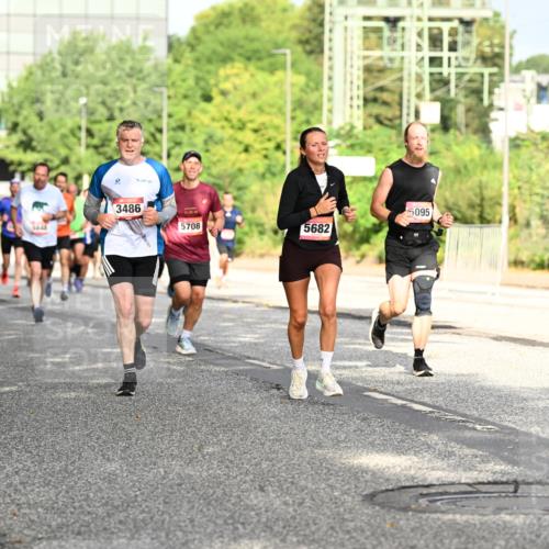06.09.2026 - CURREX Alsterlauf Dr. Thomas Lammeyer http://msf.ph/oto/10130499 06.09.2026 09:52:58 Laufen 4057, 3486, 5708, 5095, 5682 meine-sportfotos.de