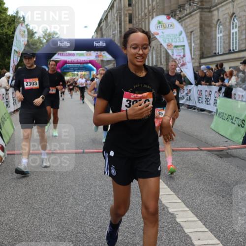 06.09.2026 - CURREX Alsterlauf Strokosch-Dieckow http://msf.ph/oto/10130516 06.09.2026 10:04:30 Ziel 2025, 2303, 2437, 2581, 2988, 2991, 2993, 3435, 3696, 3711, 3807, 4179, 4376, 4630, 4768, 4812, 5071, 5644, 5718, 5816, 6193 meine-sportfotos.de