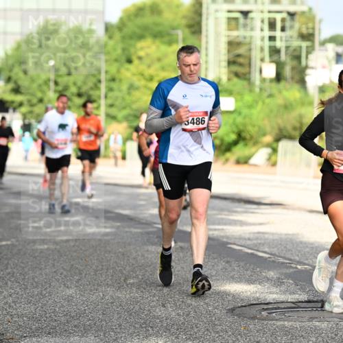 06.09.2026 - CURREX Alsterlauf Dr. Thomas Lammeyer http://msf.ph/oto/10130520 06.09.2026 09:52:59 Laufen 3486, 682, 5095 meine-sportfotos.de