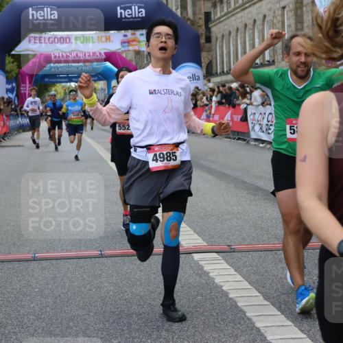 06.09.2026 - CURREX Alsterlauf Strokosch-Dieckow http://msf.ph/oto/10130521 06.09.2026 09:51:40 Ziel 2023, 2542, 3733, 4210, 4427, 4729, 4985, 4987, 5230, 5525, 5596, 5814, 5847, 6405, 6411, 6453, 8085, 8332 meine-sportfotos.de