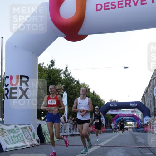 06.09.2026 - CURREX Alsterlauf Yannick Fuchs http://msf.ph/oto/10130525 06.09.2026 09:38:15 Ziel 3866, 4432, 4983, 5513, 5658, 6309, 8024 meine-sportfotos.de