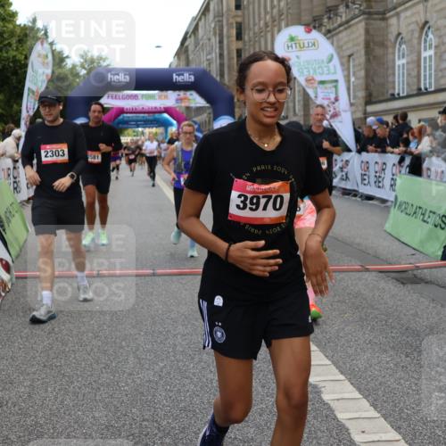 06.09.2026 - CURREX Alsterlauf Strokosch-Dieckow http://msf.ph/oto/10130528 06.09.2026 10:04:30 Ziel 2025, 2303, 2437, 2581, 2988, 2991, 2993, 3435, 3696, 3711, 3807, 4179, 4376, 4630, 4768, 4812, 5071, 5644, 5718, 5816, 6193 meine-sportfotos.de