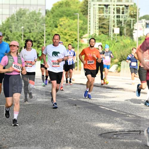 06.09.2026 - CURREX Alsterlauf Dr. Thomas Lammeyer http://msf.ph/oto/10130545 06.09.2026 09:53:02 Laufen 4422, 23, 4057, 715, 5848, 2805, 5708 meine-sportfotos.de