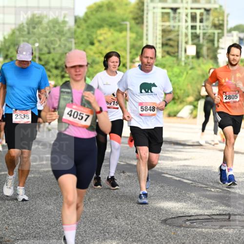 06.09.2026 - CURREX Alsterlauf Dr. Thomas Lammeyer http://msf.ph/oto/10130564 06.09.2026 09:53:03 Laufen 4057, 2338, 15, 2805, 5848 meine-sportfotos.de