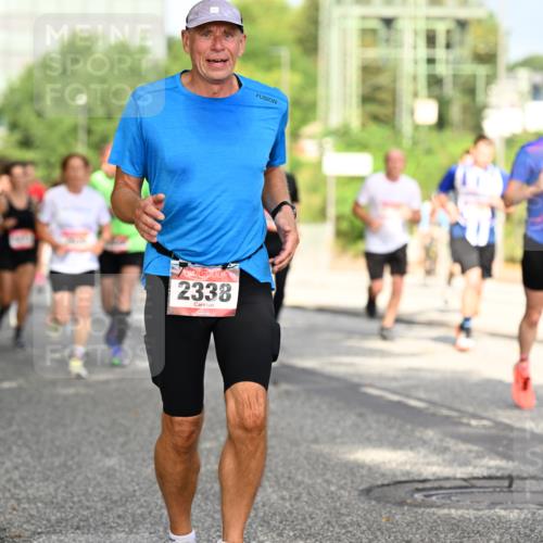 06.09.2026 - CURREX Alsterlauf Dr. Thomas Lammeyer http://msf.ph/oto/10130582 06.09.2026 09:53:05 Laufen 2338 meine-sportfotos.de