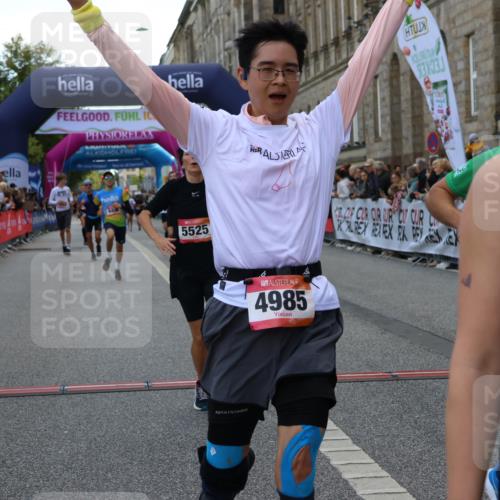 06.09.2026 - CURREX Alsterlauf Strokosch-Dieckow http://msf.ph/oto/10130597 06.09.2026 09:51:40 Ziel 2023, 2542, 3733, 4210, 4427, 4729, 4985, 4987, 5230, 5525, 5596, 5814, 5847, 6405, 6411, 6453, 8085, 8332 meine-sportfotos.de