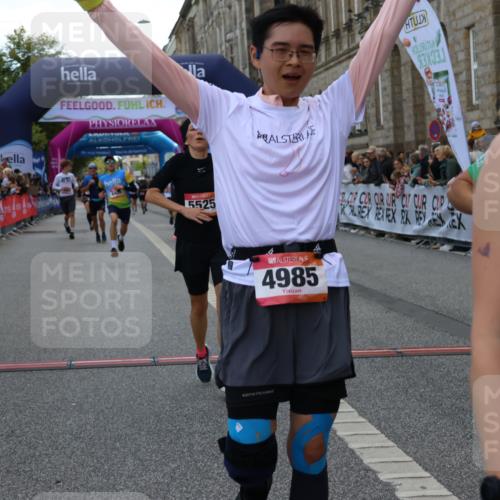 06.09.2026 - CURREX Alsterlauf Strokosch-Dieckow http://msf.ph/oto/10130603 06.09.2026 09:51:40 Ziel 2023, 2542, 3733, 4210, 4427, 4729, 4985, 4987, 5230, 5525, 5596, 5814, 5847, 6405, 6411, 6453, 8085, 8332 meine-sportfotos.de