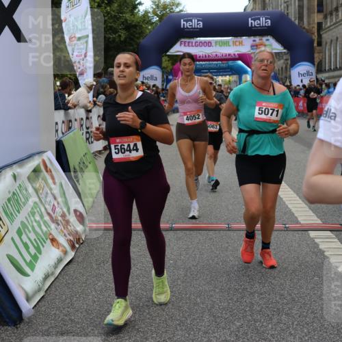 06.09.2026 - CURREX Alsterlauf Strokosch-Dieckow http://msf.ph/oto/10130661 06.09.2026 10:04:36 Ziel 2581, 2988, 2991, 2993, 3101, 3696, 3807, 4052, 4179, 4431, 4744, 4768, 5071, 5503, 5644, 5767, 6063, 8237 meine-sportfotos.de