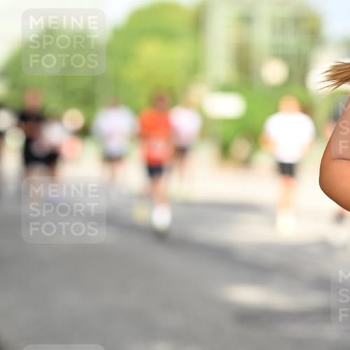 06.09.2026 - CURREX Alsterlauf Dr. Thomas Lammeyer http://msf.ph/oto/10130689 06.09.2026 09:53:16 Laufen  meine-sportfotos.de