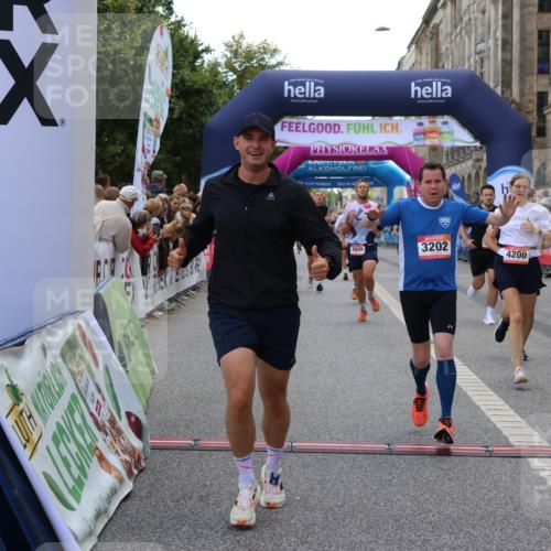 06.09.2026 - CURREX Alsterlauf Strokosch-Dieckow http://msf.ph/oto/10130730 06.09.2026 09:51:52 Ziel 2002, 2542, 3041, 3202, 3465, 4200, 4267, 4268, 4332, 4333, 4667, 4845, 5621, 5882, 6023 meine-sportfotos.de