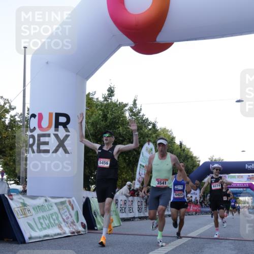 06.09.2026 - CURREX Alsterlauf Yannick Fuchs http://msf.ph/oto/10130737 06.09.2026 09:38:32 Ziel 2214, 3541, 4614, 5193, 5456, 5619, 5687, 6101, 6423, 8274 meine-sportfotos.de
