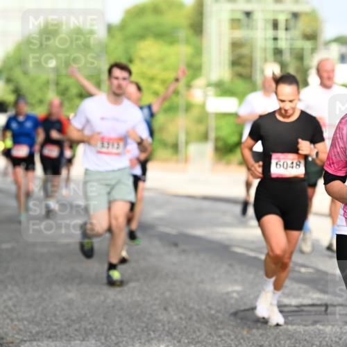 06.09.2026 - CURREX Alsterlauf Dr. Thomas Lammeyer http://msf.ph/oto/10130766 06.09.2026 09:53:24 Laufen 6048, 4717 meine-sportfotos.de