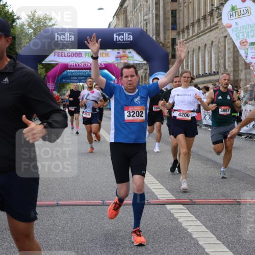 06.09.2026 - CURREX Alsterlauf Strokosch-Dieckow http://msf.ph/oto/10130767 06.09.2026 09:51:53 Ziel 2002, 2719, 3041, 3202, 3465, 4200, 4267, 4268, 4332, 4333, 4667, 4742, 4845, 5621, 5882, 6023 meine-sportfotos.de