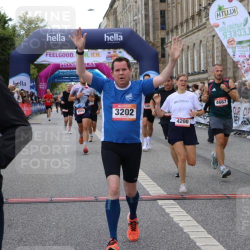 06.09.2026 - CURREX Alsterlauf Strokosch-Dieckow http://msf.ph/oto/10130797 06.09.2026 09:51:53 Ziel 2002, 2719, 3041, 3202, 3465, 4200, 4267, 4268, 4332, 4333, 4667, 4742, 4845, 5621, 5882, 6023 meine-sportfotos.de