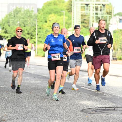 06.09.2026 - CURREX Alsterlauf Dr. Thomas Lammeyer http://msf.ph/oto/10130803 06.09.2026 09:53:27 Laufen 159, 3673, 87, 4088, 5026 meine-sportfotos.de