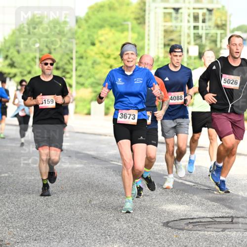 06.09.2026 - CURREX Alsterlauf Dr. Thomas Lammeyer http://msf.ph/oto/10130808 06.09.2026 09:53:27 Laufen 4014, 5159, 3673, 4088, 5026 meine-sportfotos.de