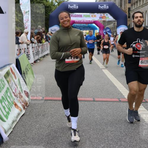 06.09.2026 - CURREX Alsterlauf Strokosch-Dieckow http://msf.ph/oto/10130817 06.09.2026 10:04:52 Ziel 2095, 2133, 2278, 2343, 2658, 2776, 3004, 3005, 3109, 3412, 3451, 3452, 4413, 4415, 4516, 4593, 4704, 4892, 5275, 5504, 5566, 5568, 6282, 8242 meine-sportfotos.de
