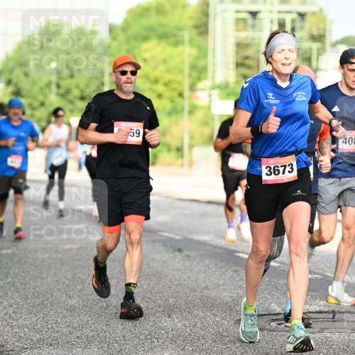 06.09.2026 - CURREX Alsterlauf Dr. Thomas Lammeyer http://msf.ph/oto/10130820 06.09.2026 09:53:28 Laufen 59, 3673, 4088, 2927 meine-sportfotos.de